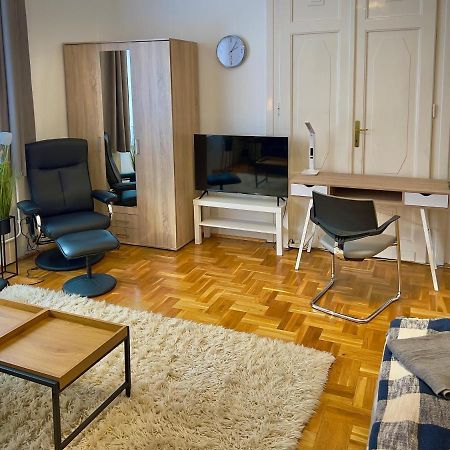 Residence In The Pedestrial Area Budapest Bagian luar foto